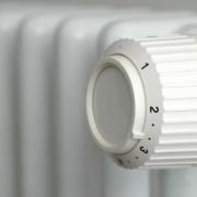 Installation of thermostats on heating radiators